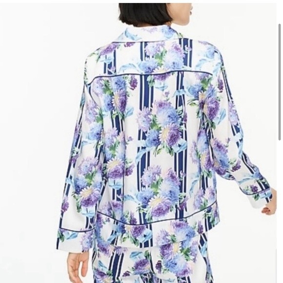 J. Crew Drapey Button Up Top in Vintage Floral‎ Stripe M - Picture 2 of 7